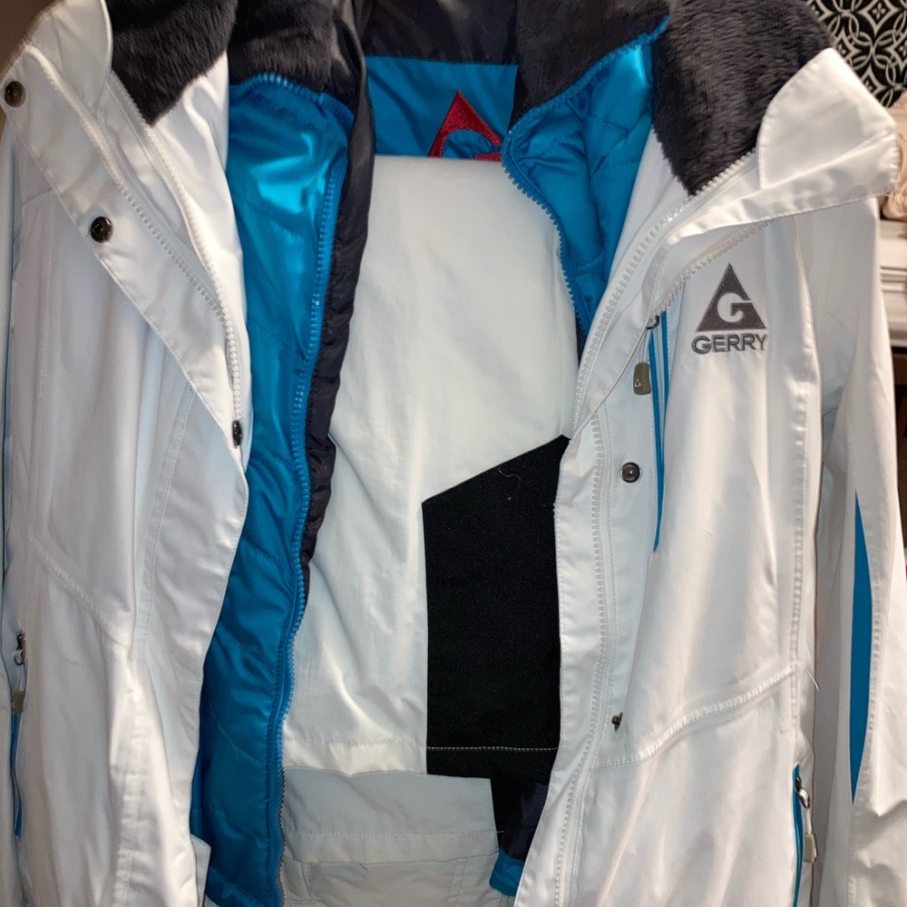 Complete White Gerry Ski Set - image 1